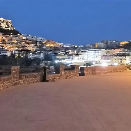 Le Castellane דירה *