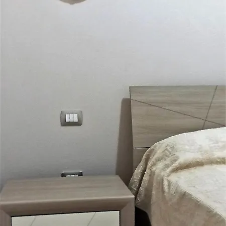 Le Castellane * קאסטלסארדו