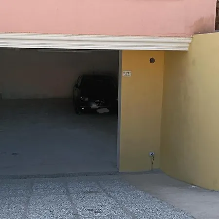 Le Castellane Apartment *